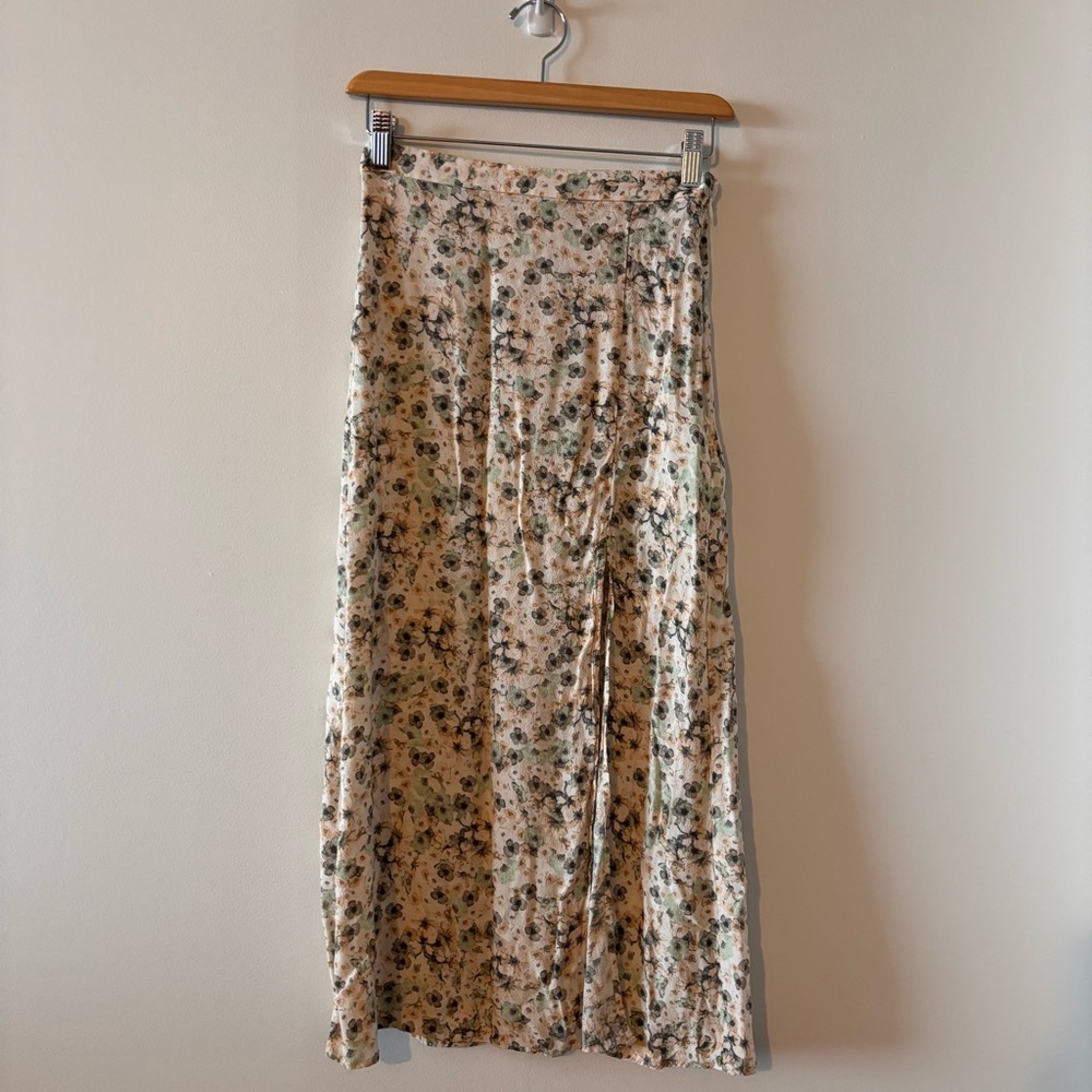 H&M Cream Floral Maxi Skirt